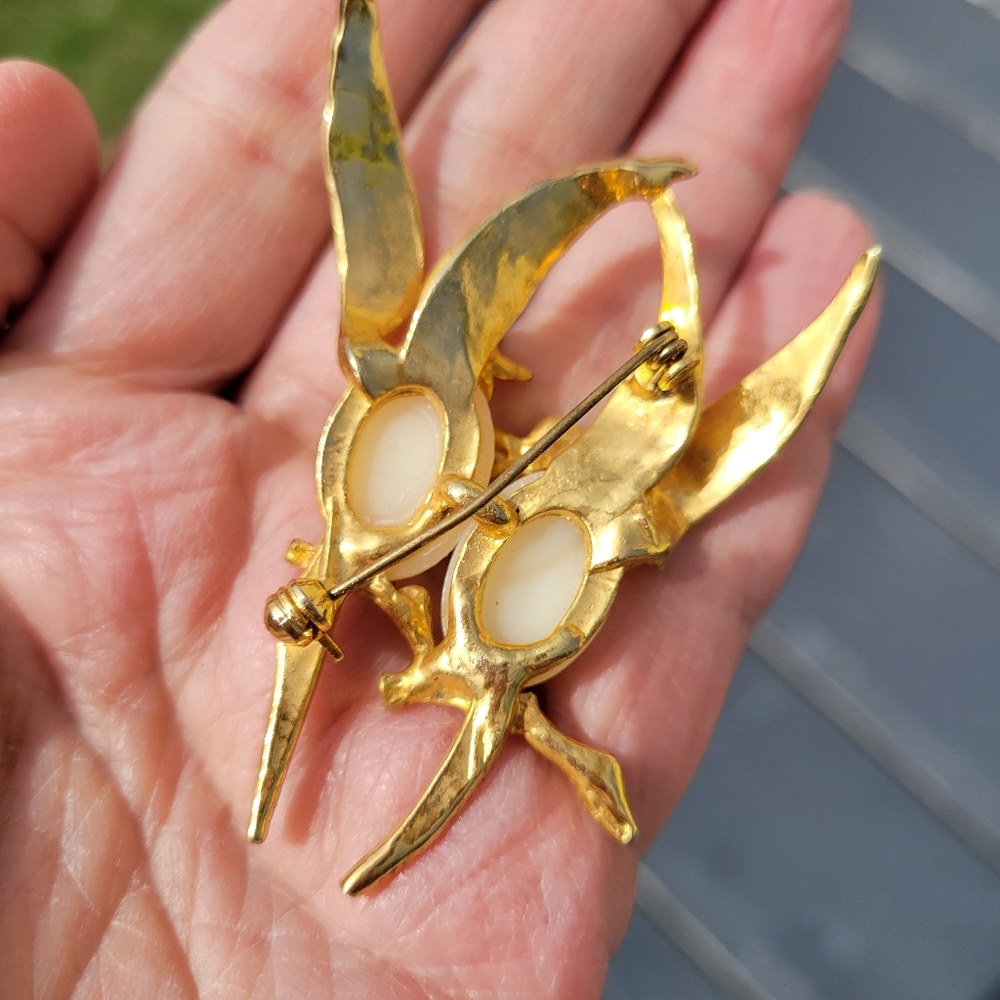 Brooch  Birds on Branch ~ Gold-tone Metal Faux Pearl Rhinestone Eyes FINAL PRICE - Picture 4 of 16